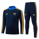 Nuevo Chándal oficial de entrenamiento Boca Juniors 26/27 – Sudadera y pantalón azul marino –Boca Juniors, Xeneize, La Bombonera, 26/27, Chándal, Entrenamiento, Sudadera, Azul, Ropa deportiva, Fútbol, Tienda Hincha Futbolero,, original