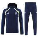 Chándal hombre Boca Juniors temporada 2025 2026 oficial azul marino chaqueta cortaviento y pantalón fútbol técnica transpirable Xeneize Bombonera.