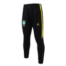 Nuevo Chándal oficial Brasil x Jordan 26/27 – Chaqueta y pantalón negro oficial - Brasil, CBF, Jordan, Jumpman, 26/27, Chándal, Conjunto de entrenamiento, Negro, Ropa deportiva, Fútbol, Tienda Hincha Futbolero, Exclusivo, Limitado