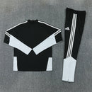 Chándal hombre selección española sudadera y pantalón negro y blanco entrenamiento temporada 2026 2027 calidad 1.1 oficial, España 2026, Chándal España negro, Ropa entrenamiento España, Equipación España barata, Calidad 1.1 RFEF, Tienda Hincha Futbolero, Lamine Yamal 2026, Bloke Core España, Sudadera España negra, Regalo fútbol mundial 2026.