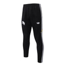Nuevo Chándal oficial Juventus 26/27 – Chaqueta y pantalón negro - Juventus, Juve, Bianconeri, Vecchia Signora, 26/27, Chándal, Conjunto de entrenamiento, Negro, Ropa deportiva, Fútbol, Tienda Hincha Futbolero, Exclusivo