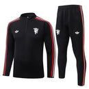 Nuevo Chándal oficial Manchester United 26/27 – Sudadera y pantalón negro – Manchester United, Red Devils, 26/27, Chándal, Entrenamiento, Sudadera, Negro, Ropa deportiva, Fútbol, Tienda Hincha Futbolero, original