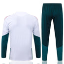 Nuevo Chándal oficial Real Madrid 26/27 – Sudadera blanca y pantalón verde - Real Madrid, Madridista, 26/27, Chándal, Entrenamiento, Sudadera, Blanco, Verde, Ropa deportiva, Fútbol, Tienda Hincha Futbolero, Exclusivo