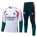 Nuevo Chándal oficial Real Madrid 26/27 – Sudadera blanca y pantalón verde - Real Madrid, Madridista, 26/27, Chándal, Entrenamiento, Sudadera, Blanco, Verde, Ropa deportiva, Fútbol, Tienda Hincha Futbolero, Exclusivo