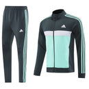 Conjunto chándal y pantalón hombre Adidas color gris y azul claro diseño deportivo tres rayas calidad 1.1 Chándal Adidas, Conjunto Adidas gris azul, Adidas hombre, Ropa deportiva barata, Chándal calidad 1.1, Adidas Tracksuit, Moda urbana hombre, Tienda Hincha Futbolero, Conjunto deportivo celeste.