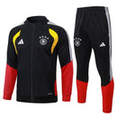 Chándal hombre conjunto Selección Alemania temporada 2026 2027 chaqueta y pantalón negro oficial 4 estrellas fútbol técnica transpirable mundial DFB.