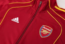 Arsenal 2025, Chándal Arsenal bordó, Conjunto Arsenal negro, Ropa Arsenal barata, Entrenamiento Arsenal 25/26, Calidad 1.1 Arsenal, Premier League Gear, Tienda Hincha Futbolero, Arsenal Burgundy.