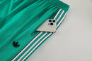 Chándal hombre Liverpool FC temporada 2025 2026 conjunto verde sudadera y pantalón largo calidad 1.1 premium oficial.
