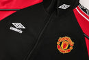 Chándal hombre Manchester United temporada 2025 2026 chaqueta negra con mangas rojas y pantalón largo negro calidad 1.1 oficial, Manchester United 2025, Chándal Manchester negro rojo, Conjunto United 25/26, Chaqueta roja y negra Manchester, Ropa barata United, Calidad 1.1 Manchester, Moda deportiva 2026, Tienda Hincha Futbolero, GGMU, Bloke Core Manchester.