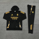 CHÁNDAL Y PANTALÓN DEL REAL MADRID 24/25 HOMBRE - TIENDA HINCHA FUTBOLERO
