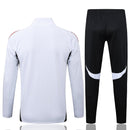 Liverpool 2025, Chándal Liverpool 25/26, Conjunto Liverpool blanco, Ropa Liverpool oficial, Agasalho Liverpool 2026, Chándal fútbol hombre, Calidad 1.1 Liverpool, Nueva colección 2025, Regalo fútbol hombre, Tienda Hincha Futbolero.