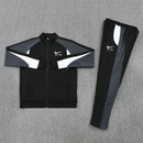 Conjunto chándal y pantalón hombre Nike Air color negro diseño urbano deportivo logotipos premium calidad 1.1 oficial, Chándal Nike Air, Conjunto Nike hombre, Nike Air negro, Ropa deportiva barata, Chándal calidad 1.1, Nike Air Tracksuit, Moda urbana hombre, Tienda Hincha Futbolero, Conjunto deportivo negro.