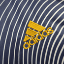 Francia retro, Cortavientos Francia oficial, Chaqueta Francia azul marino, Ropa vintage Francia, Windbreaker fútbol hombre, Regalo fútbol hombre Francia, Chaqueta azul retro, FFF heritage kit, Francia lifestyle, Comprar cortavientos barato, Tienda Hincha Futbolero.