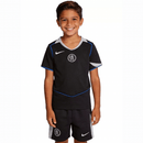 Chelsea 2026 infantil, Conjunto niño Chelsea, Camiseta Chelsea negra T90, Equipación Chelsea infantil 25/26, Ropa oficial Chelsea kids, Kit fútbol niño Blues, Regalo fútbol infantil, Comprar conjunto Chelsea barato, Tienda Hincha Futbolero.