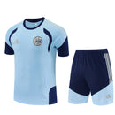 Conjunto entrenamiento Ajax Ámsterdam 26/27 azul - Ajax, Ajax Amsterdam, Ajax 26/27, Conjunto Ajax, Entrenamiento Ajax, Eredivisie, Tienda Hincha Futbolero, Fútbol, Moda Futbolera, Ropa Ajax, Camiseta Ajax, Azul