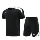 Conjunto de camiseta y pantalón corto Nike - TIENDA HINCHA FUTBOLERO
