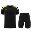 Conjunto de camiseta y pantalón corto Nike - TIENDA HINCHA FUTBOLERO