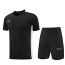 Conjunto de camiseta y pantalón corto Nike - TIENDA HINCHA FUTBOLERO