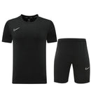 Conjunto de camiseta y pantalón corto Nike - TIENDA HINCHA FUTBOLERO