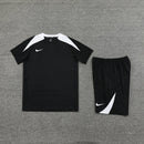 Conjunto de camiseta y pantalón corto Nike - TIENDA HINCHA FUTBOLERO