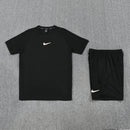 Conjunto de camiseta y pantalón corto Nike - TIENDA HINCHA FUTBOLERO