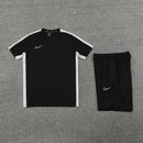 Conjunto de camiseta y pantalón corto Nike - TIENDA HINCHA FUTBOLERO