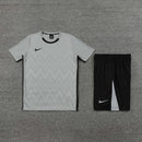 Conjunto de camiseta y pantalón corto Nike - TIENDA HINCHA FUTBOLERO
