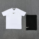 Conjunto hombre Nike entrenamiento camiseta blanca y pantalón corto negro calidad 1.1 oficial, Nike 2026, Conjunto Nike blanco, Camiseta blanca Nike, Pantalón negro Nike, Ropa deportiva barata, Calidad 1.1 Nike, Moda deportiva 2026, Tienda Hincha Futbolero, Nike Training, Bloke Core.