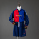 Conjunto infantil Barcelona Centenario retro 1999 camiseta manga larga azulgrana y pantalón para niños calidad 1.1 premium Tienda Hincha Futbolero Barça Mini Kit 100 Anys Rivaldo, Conjunto Barcelona infantil centenario, Equipación Barça niño retro, Camiseta Barcelona 1999 niño manga larga, Pantalón Barcelona clásico infantil, Comprar ropa Barcelona 100 años niño, Calidad 1.1 premium niños, Barcelona Rivaldo niño, Fútbol clásico infantil, Minikit Barça histórico 1999.