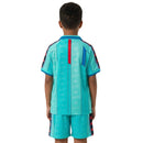 Conjunto infantil Barcelona retro 1996 1997 azul turquesa visitante camiseta y pantalón para niños calidad 1.1 premium Tienda Hincha Futbolero Barça Mini Kit Vintage Ronaldo Fenómeno, Conjunto Barcelona infantil, Equipación Barça niño retro, Camiseta Barcelona 1996 azul niño, Pantalón Barcelona clásico infantil, Comprar ropa Barcelona 1997 niño, Calidad 1.1 premium niños, Barcelona Ronaldo niño, Fútbol clásico infantil, Minikit Barça histórico turquesa.