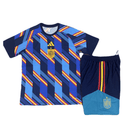 Conjunto infantil pre-partido selección España camiseta y pantalón azul temporada 2026 2027 calidad 1.1 oficial, España infantil 2026, Conjunto niño España azul, Ropa selección española niños, Equipación España junior pre-partido, Calidad 1.1 infantil, Tienda Hincha Futbolero, Regalo niño España fútbol, Chándal corto niño España 26/27, España Kids Pre-Match.