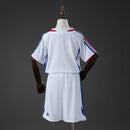 Conjunto infantil Francia retro 2006 local camiseta azul y pantalón blanco para niños calidad 1.1 premium Tienda Hincha Futbolero Francia Mini Kit Vintage Zidane, Conjunto Francia infantil, Equipación Francia niño retro, Camiseta Francia 2006 niño, Pantalón Francia clásico infantil blanco, Comprar ropa Francia bebé, Calidad 1.1 premium niños, Francia Zidane niño, Fútbol clásico infantil, Minikit Francia histórico 2006.
