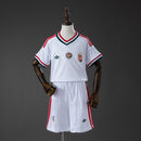 Conjunto infantil oficial de Hungría segunda equipación temporada 2026 2027 camiseta y pantalón blanco de Tienda Hincha Futbolero, Hungría infantil, Conjunto Hungría 2026/27, Ropa oficial Hungría niños, Kit Hungría blanco, Comprar conjunto infantil Hungría, Selección húngara equipación, Fútbol infantil, Hungría 2027, Camiseta y pantalón Hungría.