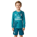 Conjunto infantil oficial del Real Madrid temporada 2017 2018 tercera equipación azul turquesa manga larga retro, camiseta y pantalón de Tienda Hincha Futbolero, Conjunto Real Madrid infantil, Real Madrid 2017/18, Ropa Real Madrid retro, Conjunto niño Real Madrid azul turquesa, Comprar conjunto Madrid vintage, Merengues infantil, Real Madrid 17/18 retro, Fútbol retro niños, Equipación Real Madrid azul turquesa