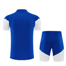 Conjunto entrenamiento Juventus FC 26/27 camiseta y pantalón azul. Juventus, Juve, Bianconeri, Juventus 26/27, Conjunto Juventus, Entrenamiento Juventus, Serie A, Tienda Hincha Futbolero, Fútbol, Moda Futbolera, Ropa Juventus, Camiseta Juventus