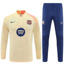 Conjunto hombre FC Barcelona entrenamiento temporada 2025 2026 sudadera amarilla y pantalón largo azul calidad 1.1 oficial, Barcelona 2025, Chándal entrenamiento Barça, Conjunto Barcelona 25/26, Sudadera amarilla Barça, Ropa barata FC Barcelona, Calidad 1.1 Barça, Moda deportiva 2026, Tienda Hincha Futbolero, Visca el Barça, Bloke Core Barcelona.