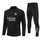Conjunto largo hombre Paris Saint-Germain temporada 2025 2026 sudadera y pantalón negro entrenamiento calidad 1.1 premium oficial.