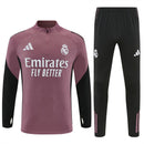 Conjunto largo hombre Real Madrid temporada 2026 2027 sudadera morada y pantalón negro entrenamiento calidad 1.1 premium oficial.