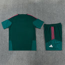 Tienda Hincha Futbolero, Real Madrid 26/27, Conjunto entrenamiento Real Madrid, Real Madrid verde, Training kit Real Madrid, Ropa de entrenamiento fútbol, Real Madrid oficial, Comprar conjunto Real Madrid, Equipación entrenamiento Madrid, Camiseta y pantalón Real Madrid, Tienda fútbol online, Santiago Bernabéu, Merengues.