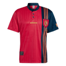 Camiseta retro hombre selección española primera equipación roja año 2006 2007 calidad 1.1 premium estilo vintage oficial, España 2006, Camiseta España retro, Camiseta España Raúl 2006, Camiseta vintage España, Calidad 1.1 La Roja, Tienda Hincha Futbolero, Mundial Alemania 2006, Bloke Core retro, Camiseta roja España antigua, Regalo fútbol vintage España.