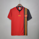 Camiseta hombre selección de España temporada 1996 primera equipación roja gola polo retro calidad 1.1 premium Furia Roja Tienda Hincha Futbolero.España 1996, Camiseta España retro, Ropa España fútbol, Camiseta España 96 roja, Calidad 1.1 España, Raúl España 96, Tienda Hincha Futbolero, Spain Retro Jersey 1996.