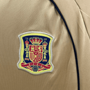 Camiseta hombre selección España temporada 2008 segunda equipación dorada detalles azul marino retro calidad 1.1 premium Fernando Torres Tienda Hincha Futbolero. España 2008, Camiseta España dorada, Ropa España retro, Camiseta España 2008 retro, Calidad 1.1 España, Fernando Torres 2008, Eurocopa 2008 Jersey, Tienda Hincha Futbolero, Spain Retro Jersey 2008 gold.