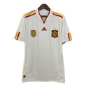 Camiseta hombre retro España segunda equipación blanca año 2011 con estrella de campeón calidad 1.1 oficial, España retro 2011, Camiseta España blanca 2011, Camiseta antigua selección española, Jersey España vintage hombre, Calidad 1.1 España, Tienda Hincha Futbolero, La Roja histórica, Bloke Core España, Regalo fútbol hombre España, Camiseta España estrella campeón.