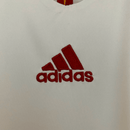 Camiseta hombre retro España segunda equipación blanca año 2011 con estrella de campeón calidad 1.1 oficial, España retro 2011, Camiseta España blanca 2011, Camiseta antigua selección española, Jersey España vintage hombre, Calidad 1.1 España, Tienda Hincha Futbolero, La Roja histórica, Bloke Core España, Regalo fútbol hombre España, Camiseta España estrella campeón.