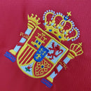 Camiseta hombre selección de España mundial 1998 primera equipación roja detalles laterales amarillos retro calidad 1.1 premium Furia Roja Tienda Hincha Futbolero. España 1998, Camiseta España retro, Ropa España fútbol, Camiseta España 98 roja, Calidad 1.1 España, Raúl España 98, Tienda Hincha Futbolero, Spain Retro Jersey 1998.