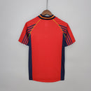 Camiseta hombre selección de España mundial 1998 primera equipación roja detalles laterales amarillos retro calidad 1.1 premium Furia Roja Tienda Hincha Futbolero. España 1998, Camiseta España retro, Ropa España fútbol, Camiseta España 98 roja, Calidad 1.1 España, Raúl España 98, Tienda Hincha Futbolero, Spain Retro Jersey 1998.