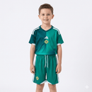 Conjunto infantil selección Irlanda 2026 2027 primera equipación verde camiseta y pantalón calidad 1.1 premium edición Copa del Mundo oficial, Irlanda infantil 2026, Conjunto niño Irlanda verde, Ropa selección Irlanda niños 2026, Equipación Irlanda junior 26/27, Calidad 1.1 infantil verde, Tienda Hincha Futbolero, Regalo niño fútbol Irlanda, Camiseta verde Irlanda niño, Ireland Kids 2026 Home.