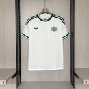 Camiseta hombre selección Irlanda temporada 2026 2027 segunda equipación detalles verdes calidad 1.1 premium Tienda Hincha Futbolero. Irlanda 2026, Camiseta Irlanda 2027, Ireland Away Jersey, Ropa Irlanda fútbol, Camiseta Irlanda blanca, Calidad 1.1 Irlanda, Boys in Green, Tienda Hincha Futbolero, Ireland Retro Jersey 26/27.