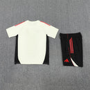 Liverpool 2026, Conjunto entrenamiento Liverpool blanco, Ropa oficial Liverpool, Conjunto Reds 25/26, Kit de fútbol hombre negro, Regalo fútbol hombre Liverpool, Ropa entrenamiento Premier League, Pantalón Liverpool negro, Comprar conjunto entrenamiento barato, Tienda Hincha Futbolero.