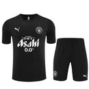 Conjunto entrenamiento hombre Manchester City temporada 2025 2026 oficial negro camiseta y pantalón técnica transpirable pro premier league.